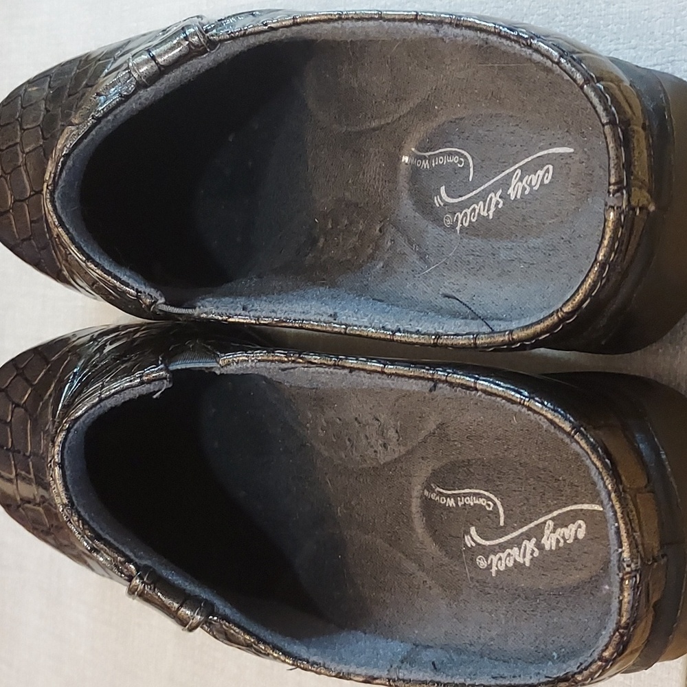 Easy Street Comfort Wave Holly Pewter Crocodile Mule 9M - Picture 3 of 5